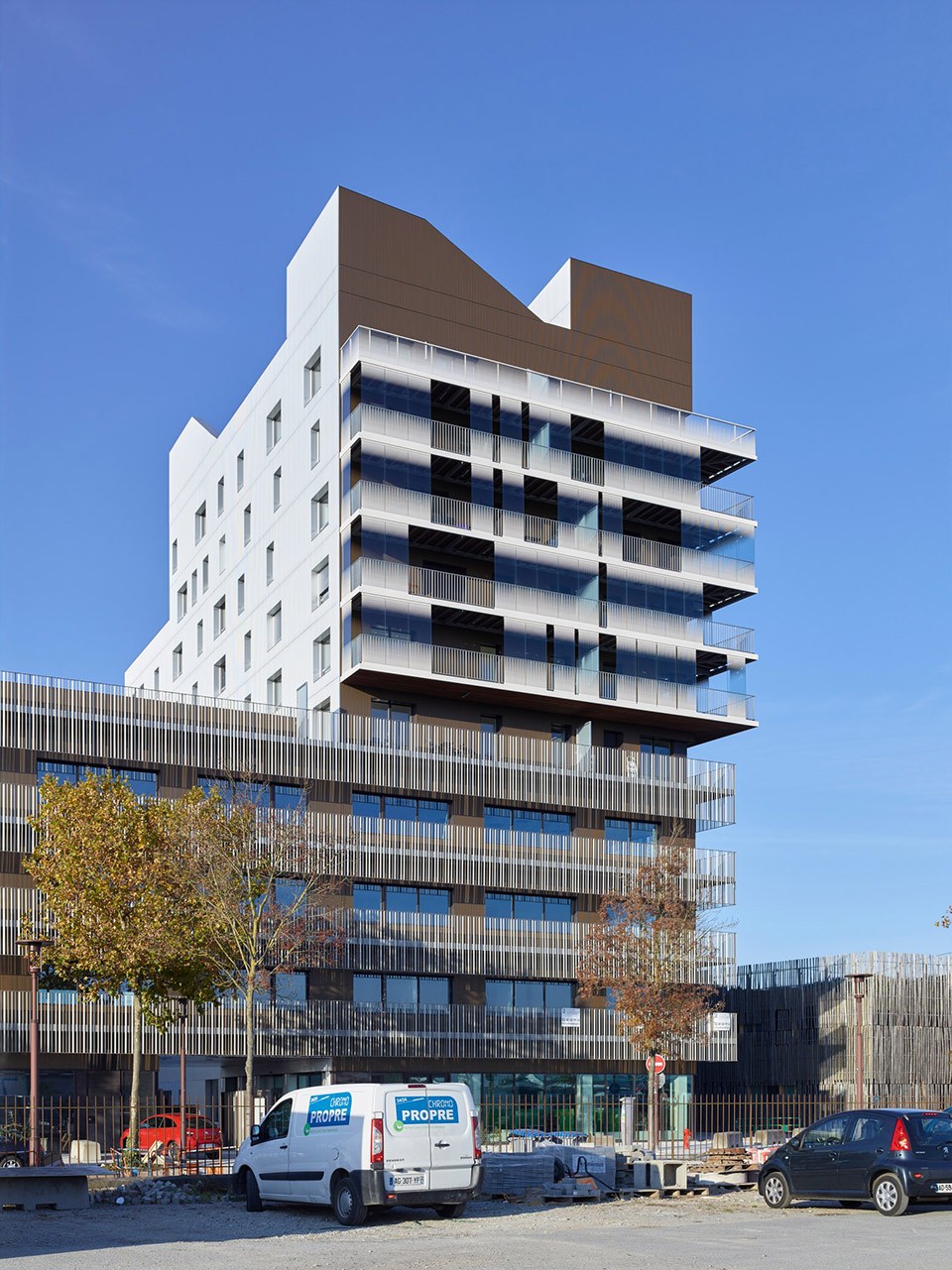 法国新型混合建筑——“办公楼还是住宅？”-4