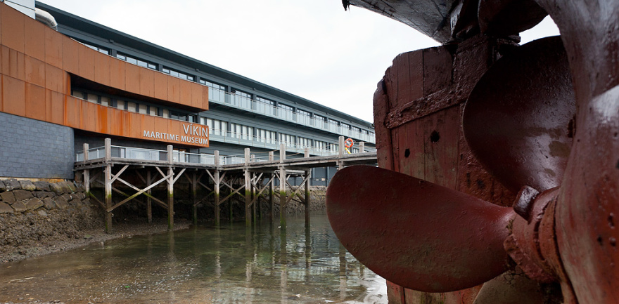 变废为宝的冰岛老工厂改造-13