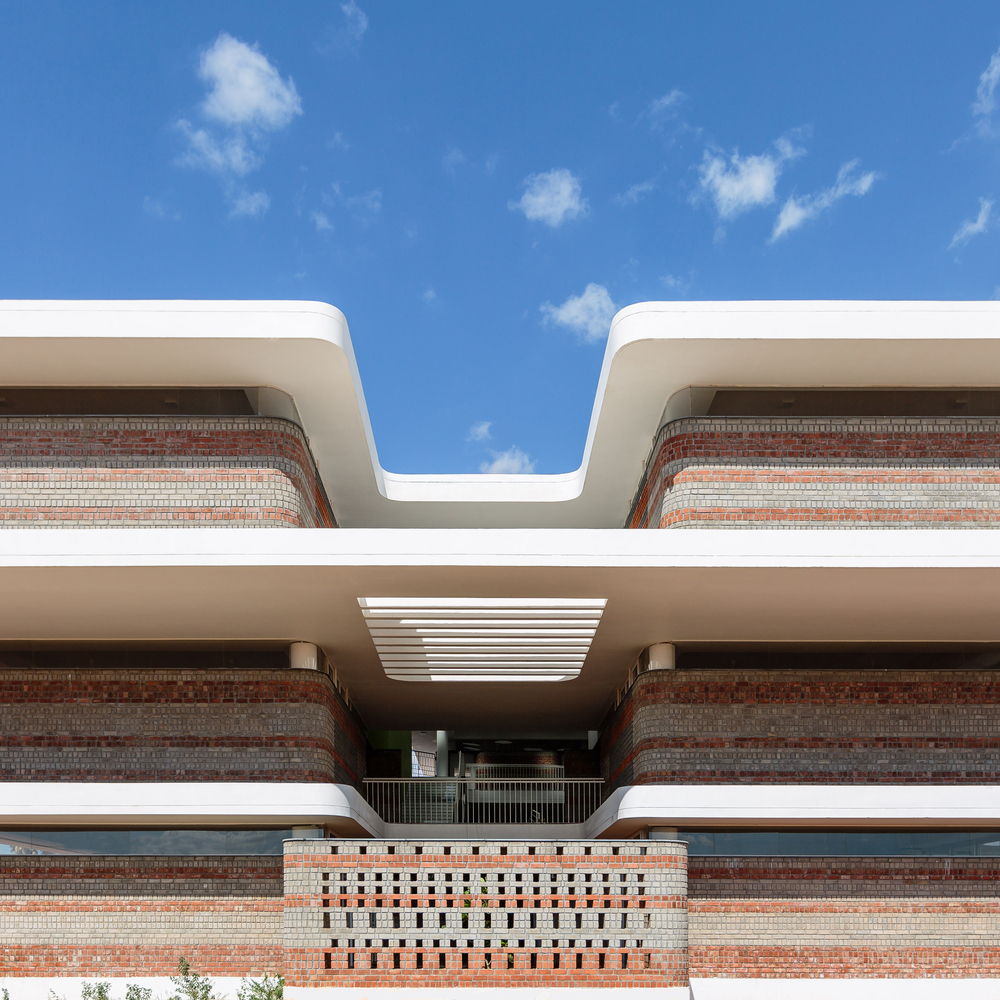 印度乡村校园新地标 | 融入本土元素的低成本绿色设计-27