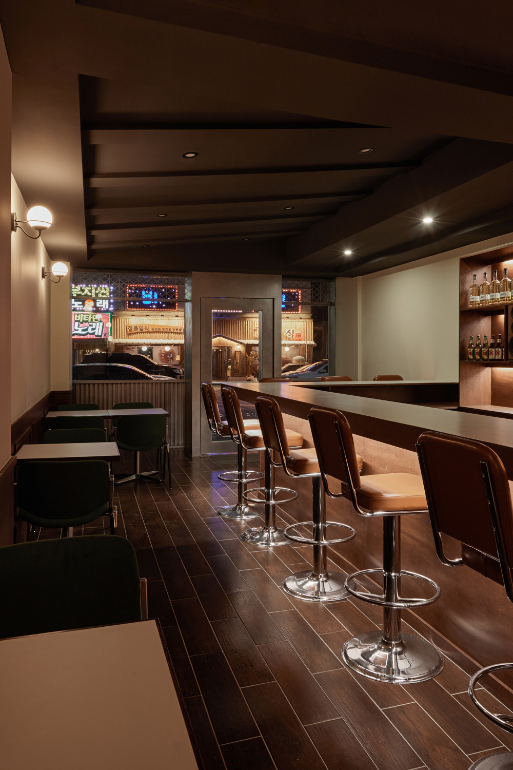 极简白橡木餐厅 | 温馨与自然的完美融合-16