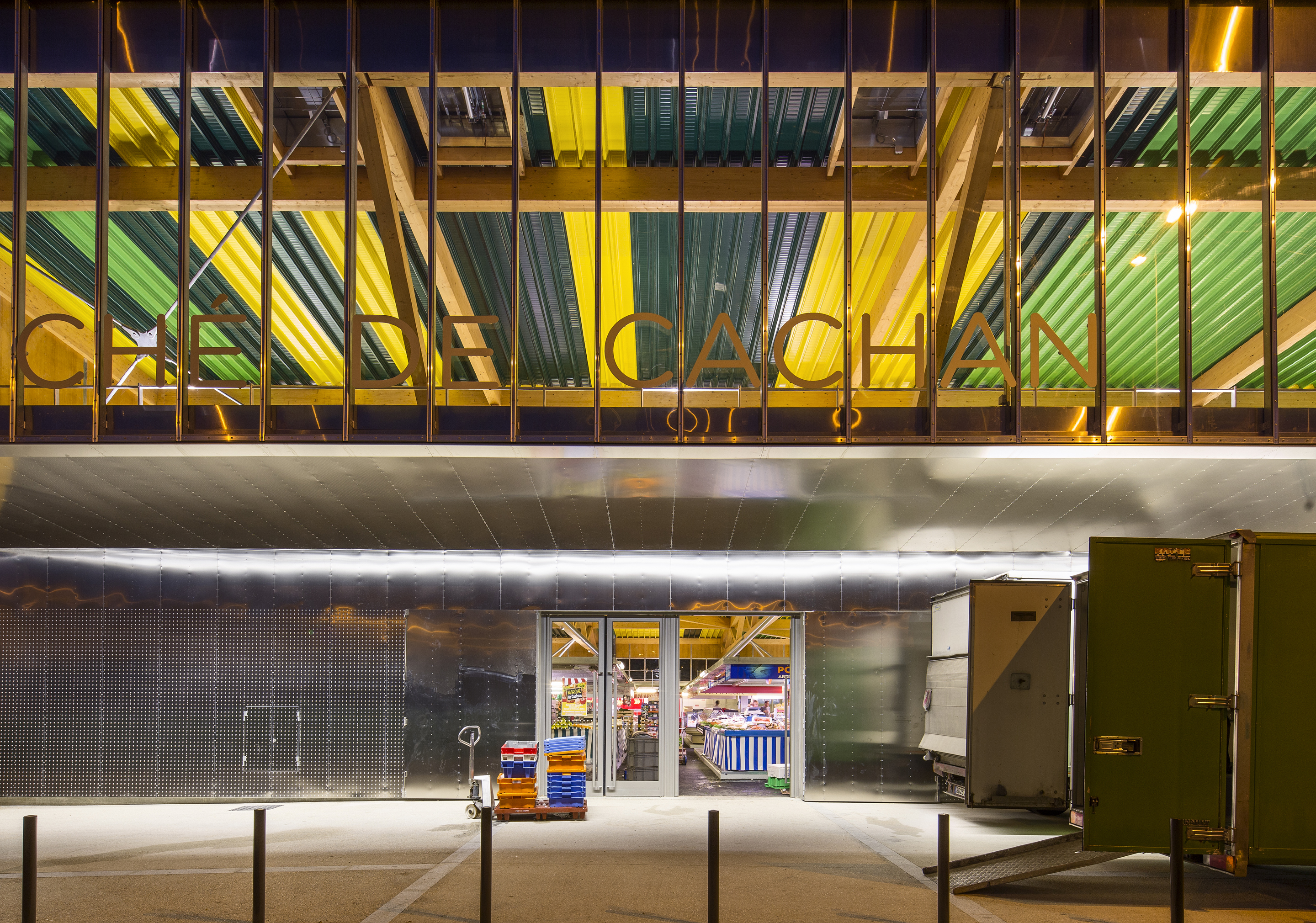 卡尚有顶集市-16