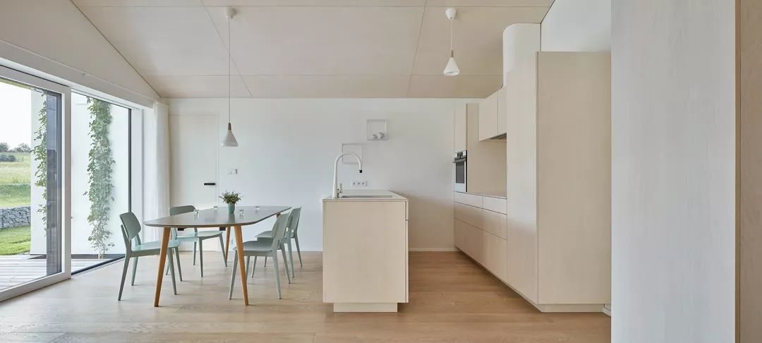 捷克三代同堂夏日绿野仙踪-23