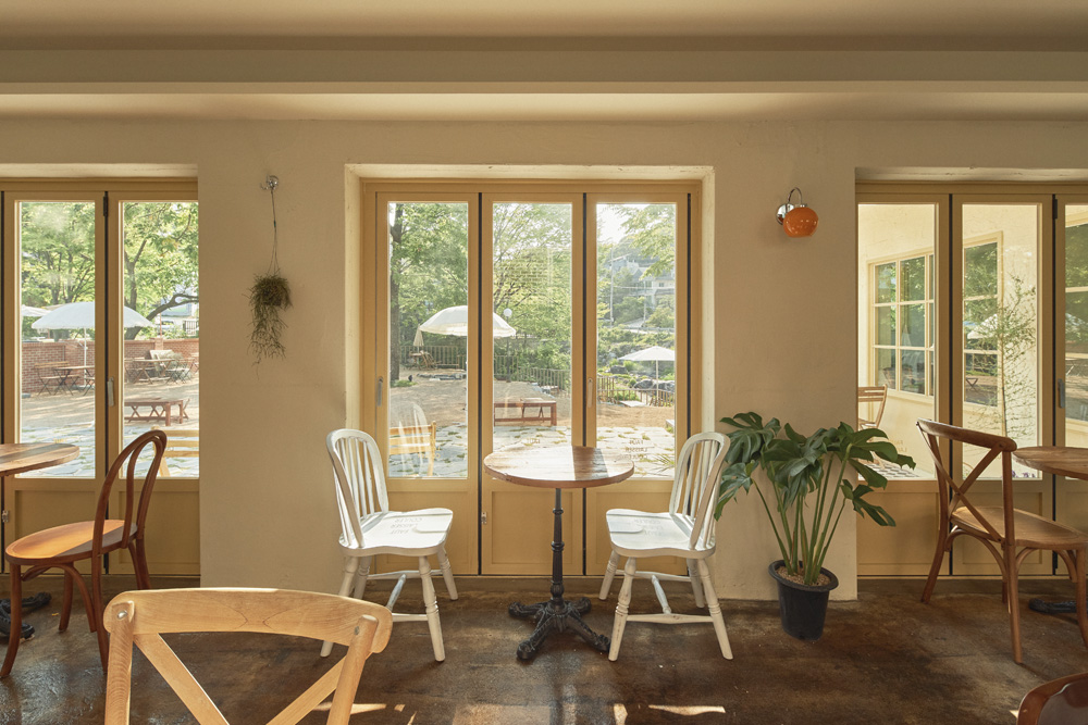 白色与木色，打造 30 平欧式田园居家空间-10