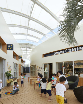 Seiwa Kindergarten / Naf Architect & Design