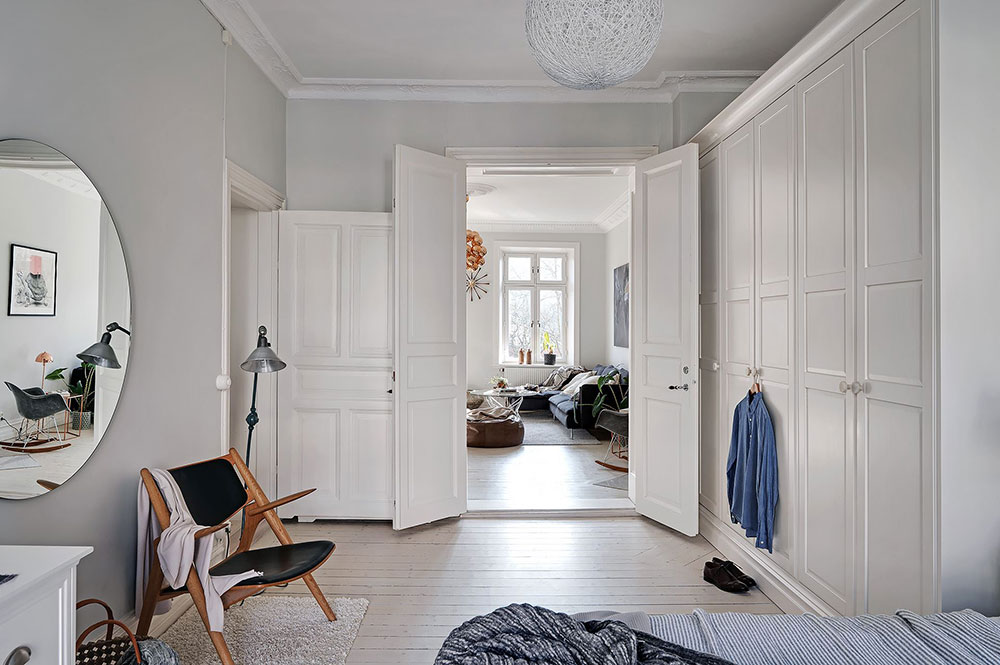 北欧风格公寓的彩色厨房设计-22