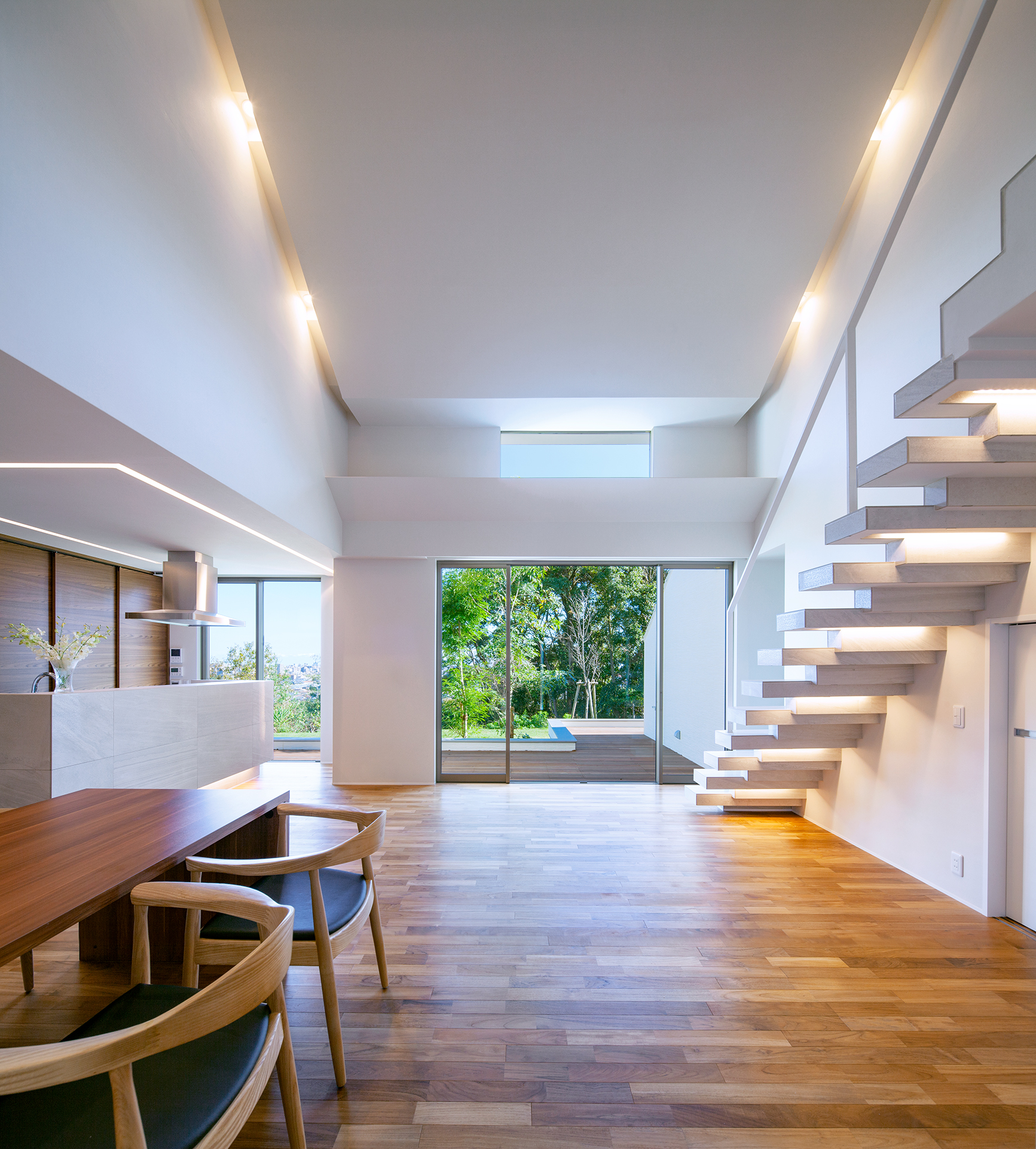 i3-House“山顶造型”－悬崖与风的自然共生-19