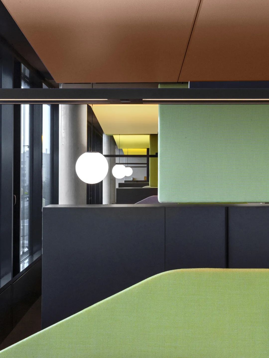 彩绘施瓦本文化，打造现代办公空间-52