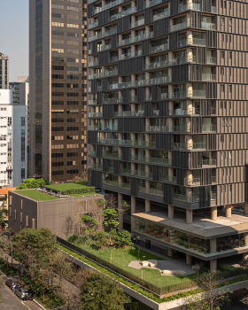 Praça Henrique Monteiro多功能综合体丨巴西圣保罗丨Arthur Casas