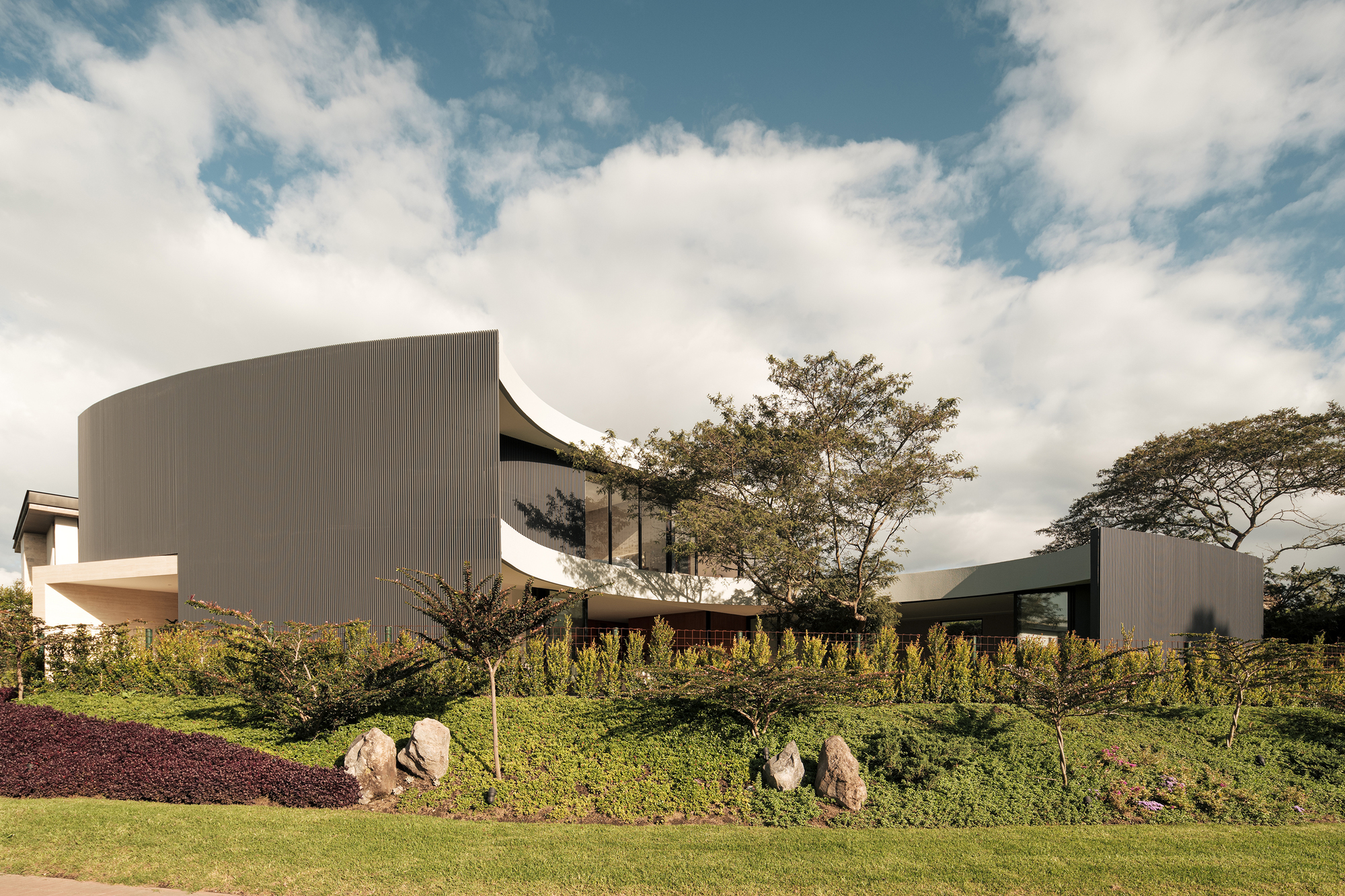 丨厄瓜多尔丨TEC  Taller EC-25