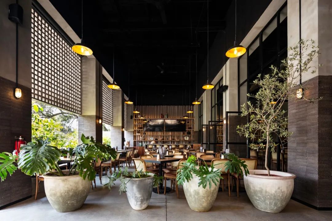 餐饮空间再利用 | 旧仓库变身高颜值餐厅-24