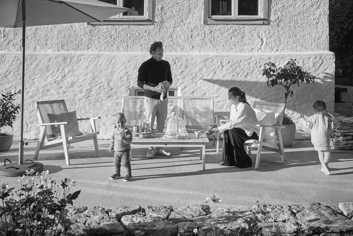 瑞典哥特兰岛的石制别墅 | 回归自然的摩登北欧风-15