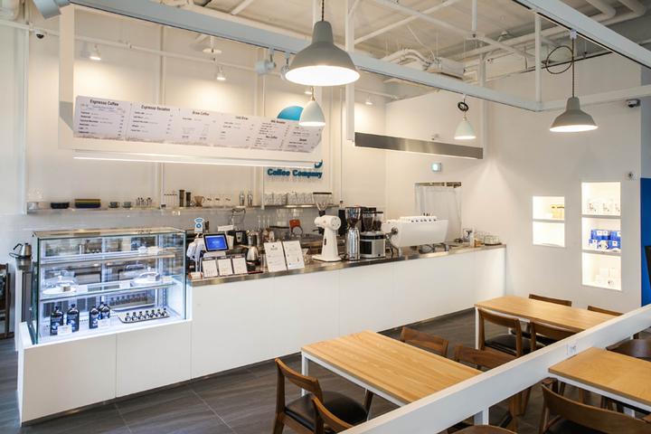 26 坪极简白色现代咖啡厅，首尔江南区品味之选-4