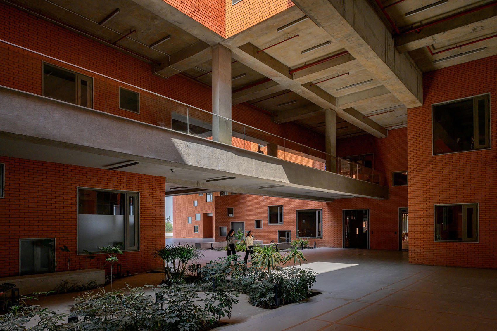 普瑞斯蒂吉大学丨印度印多尔丨Sanjay Puri Architects-31