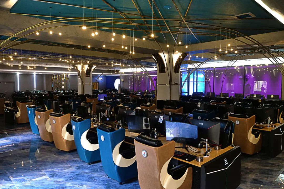 湘华网络(万达店)-10