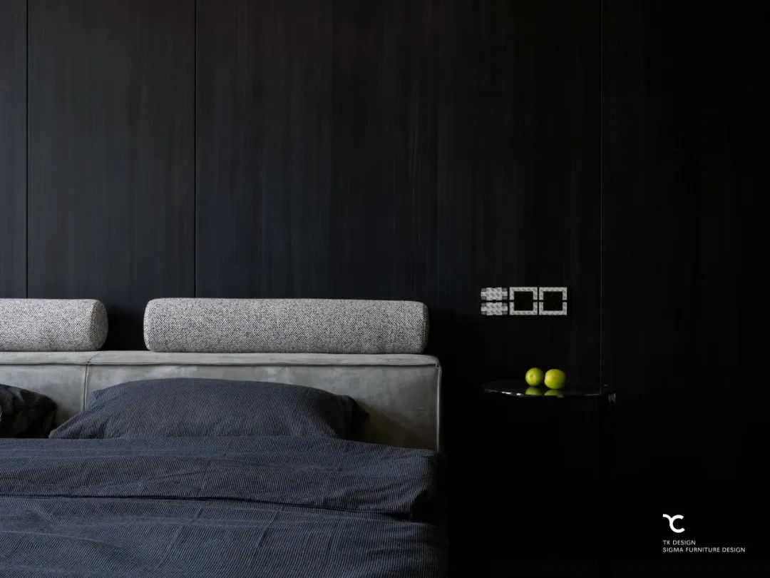 黑白灰的现代轻奢 · 龙悦湾别墅设计丨TK 设计&之和家居-49