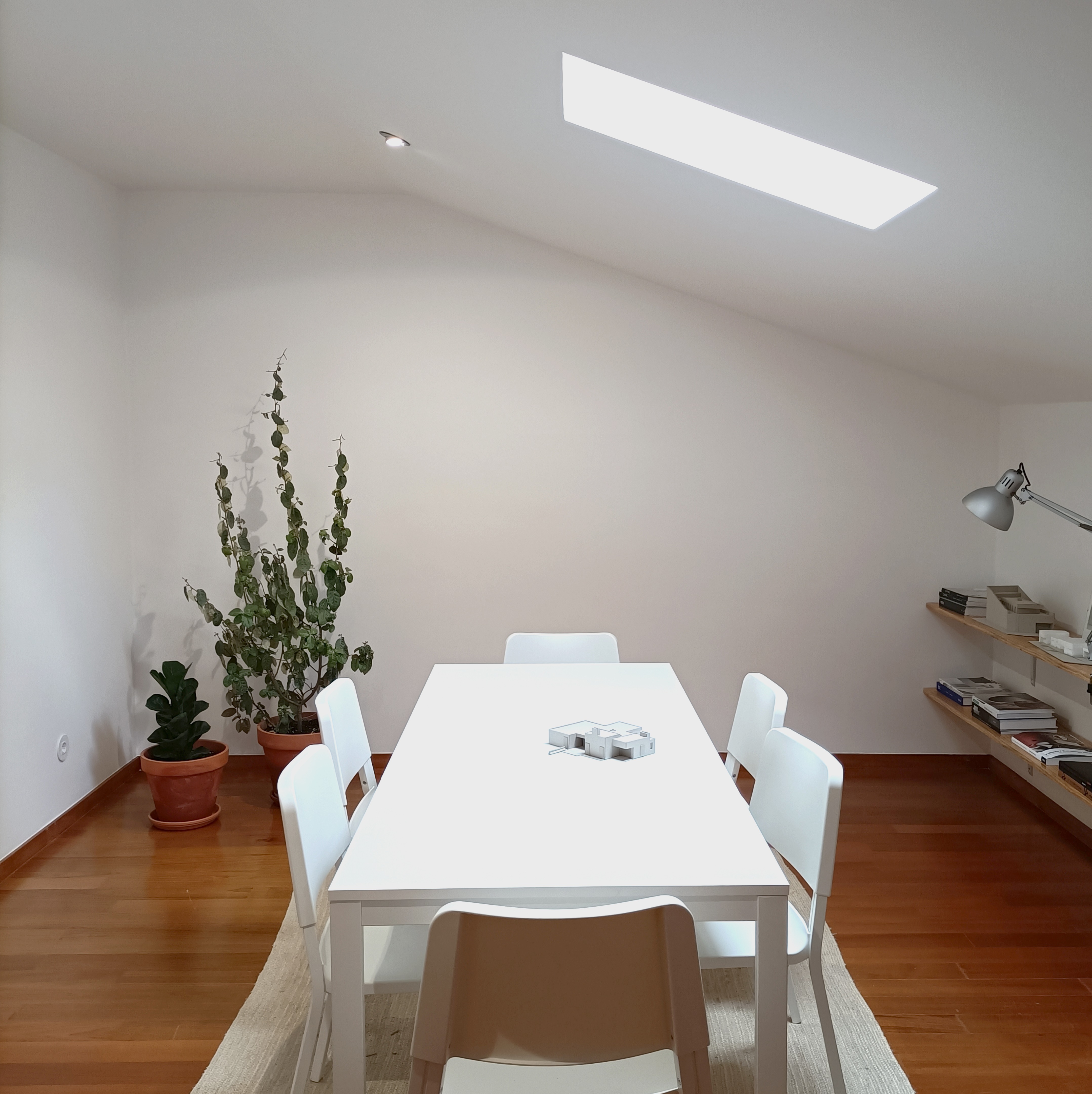 红波窗帘工作室丨葡萄牙丰沙尔丨AA.Arquitectos-9