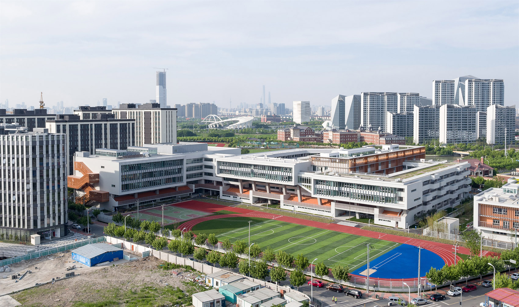 上海华东师范大学第二附属中学前滩学校-12