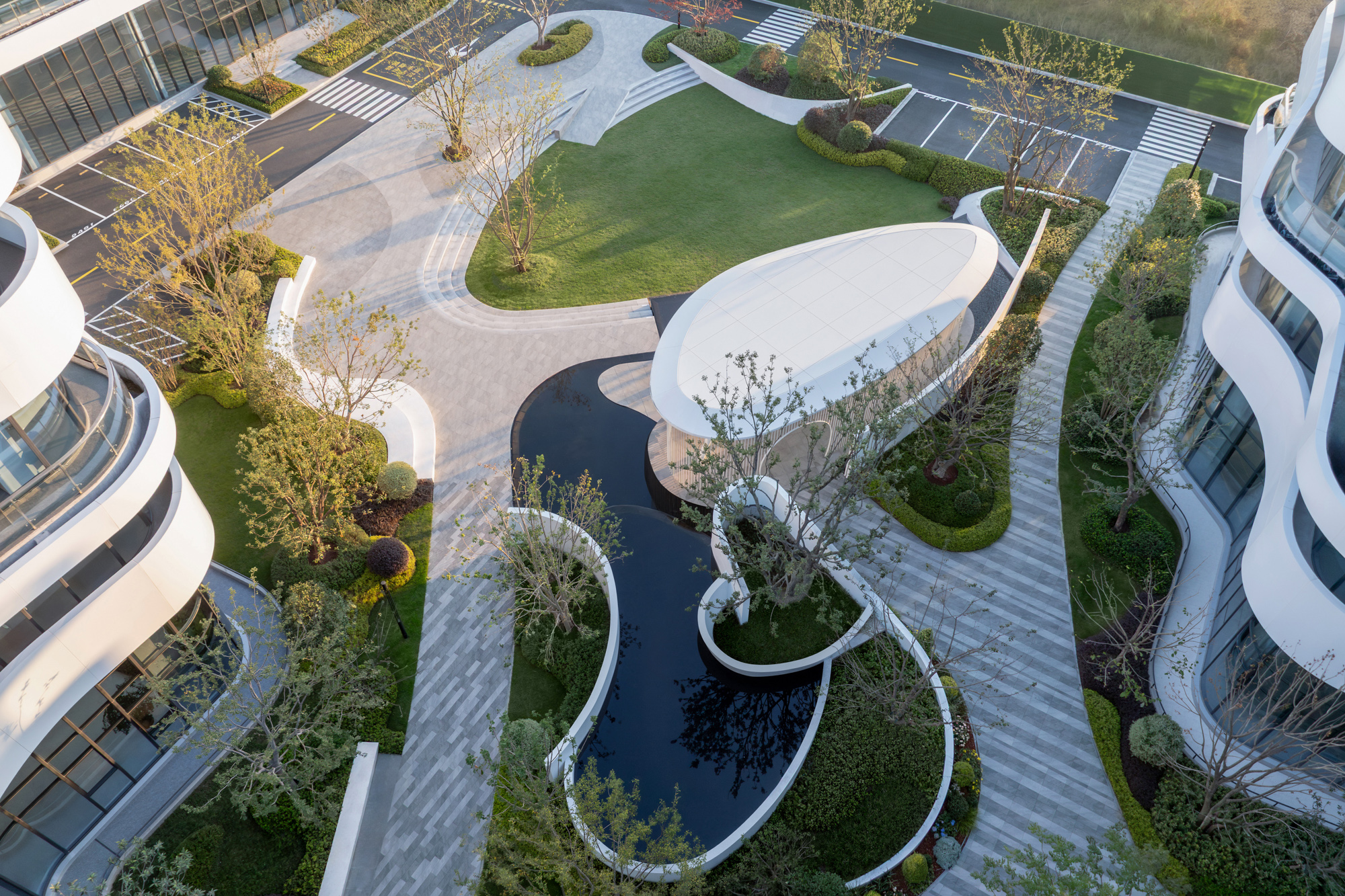 MAX科技园（杭州·钱塘）丨中国杭州丨北京方境景观建筑设计有限公司-8