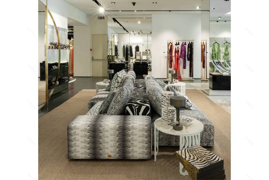 Roberto Cavalli Home Interiors: collezione 2023 | ONIRO Group-10