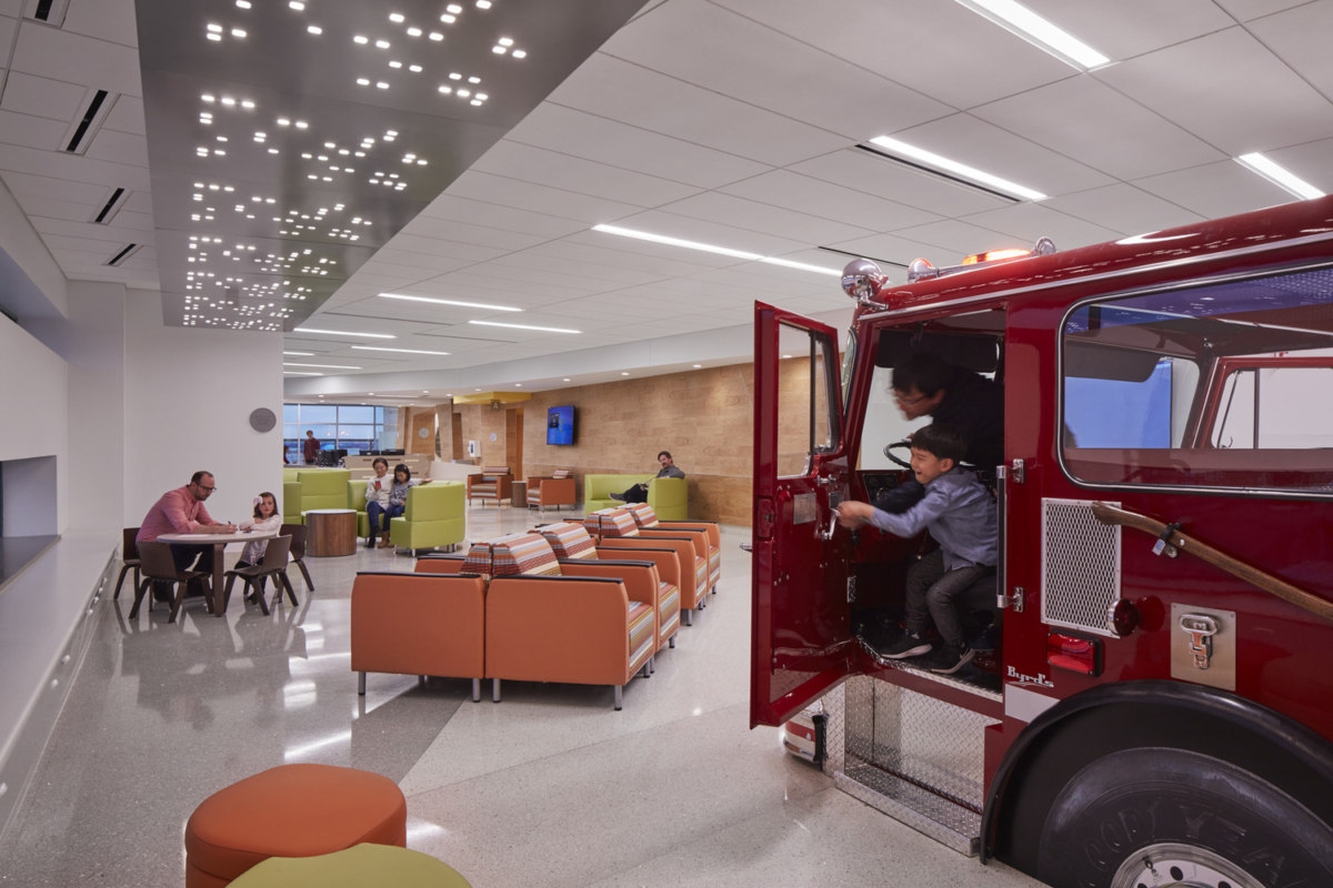 Chattanooga 儿童医院门诊中心丨美国查塔努加丨HKS-12