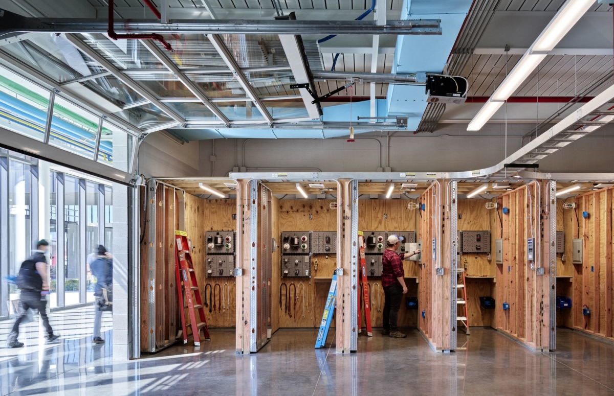 约翰逊县社区学院技术教育大楼丨美国堪萨斯丨BNIM-15