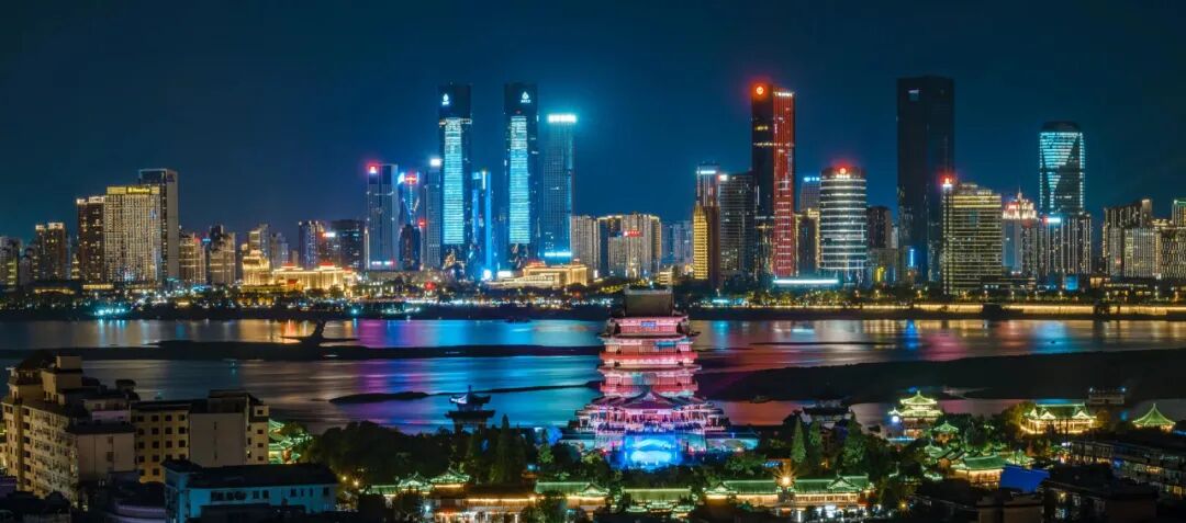 亚筑设计|南昌红谷滩华润万象桔子水晶酒店-8