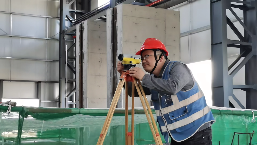 一线素描|蓝色高原上的“精密交响曲”-11