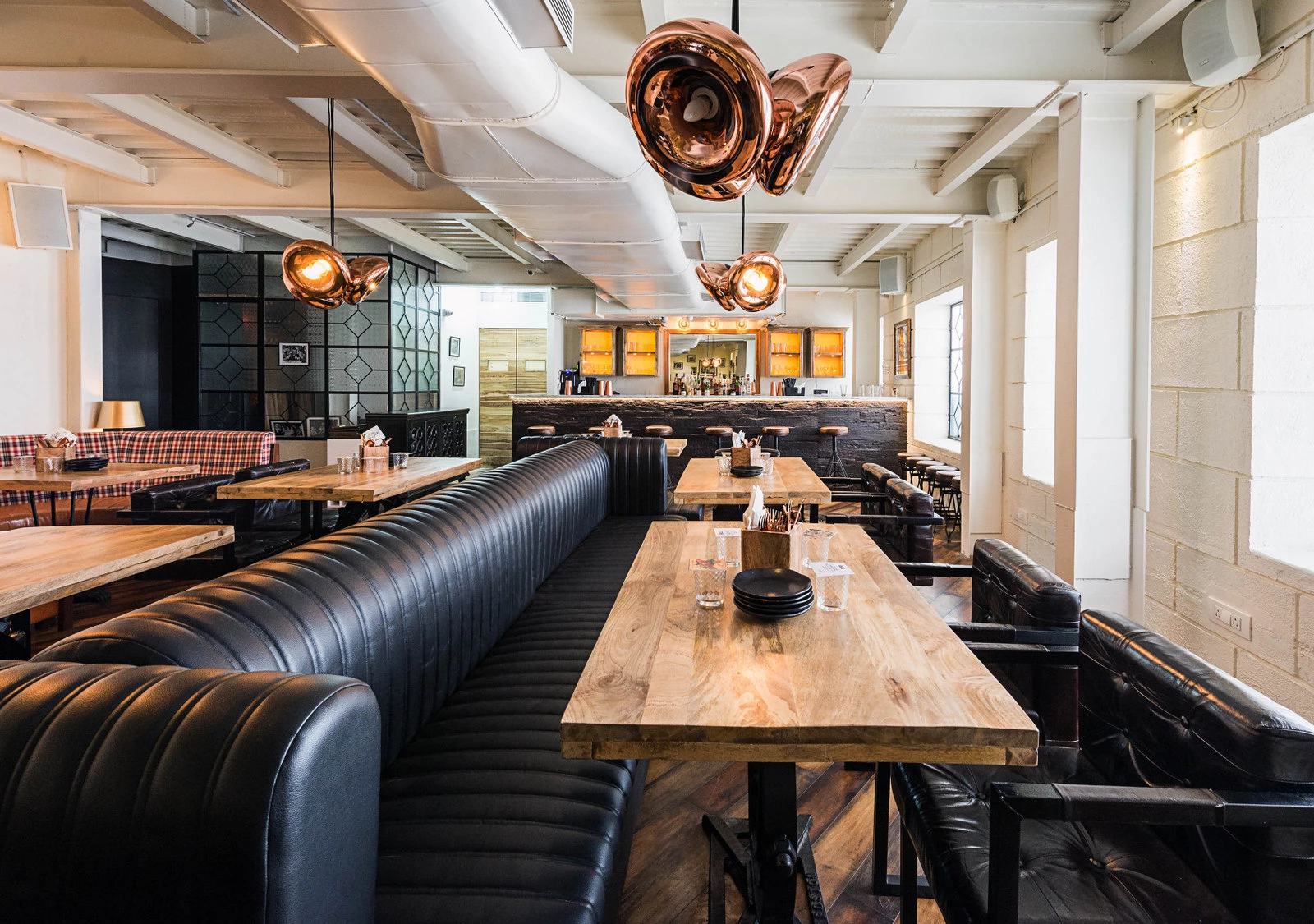 波士顿烤猪肩 · 印度孟买的美国南部灵魂餐厅-16