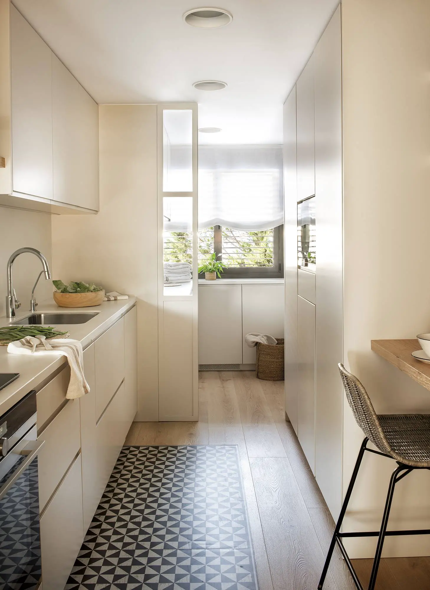 巴塞罗那 80m²公寓空间利用典范-7