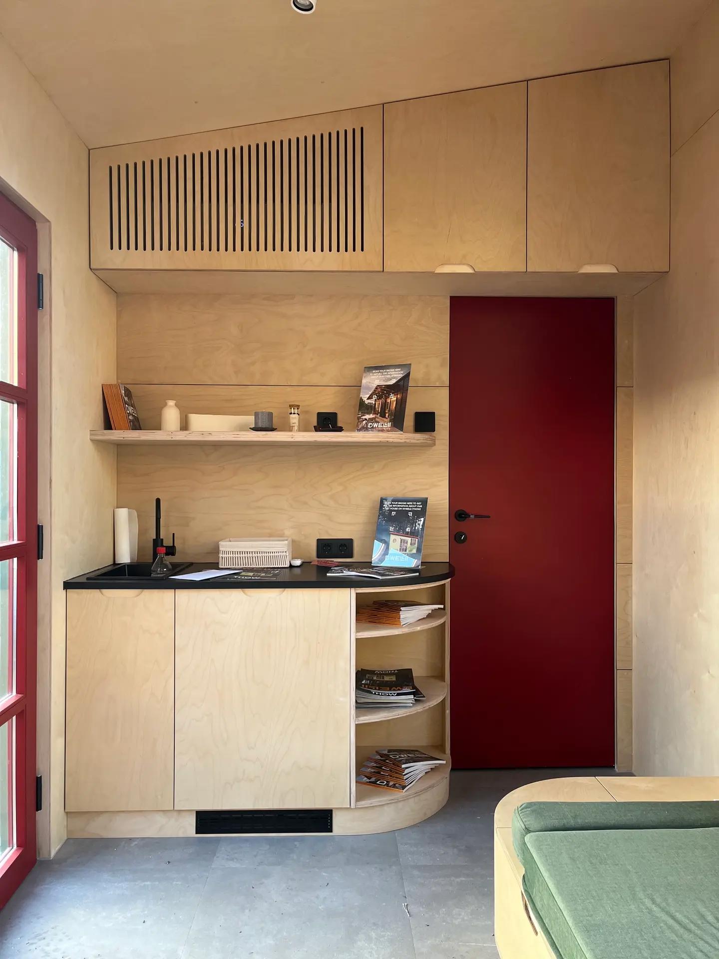 THOW（Tiny House On Wheels）迷你移动房屋丨罗马尼亚Dwellii公司-10