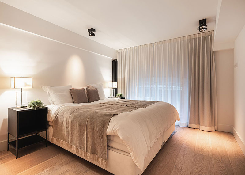 阿姆斯特丹前学校建筑中的优雅阁楼-20