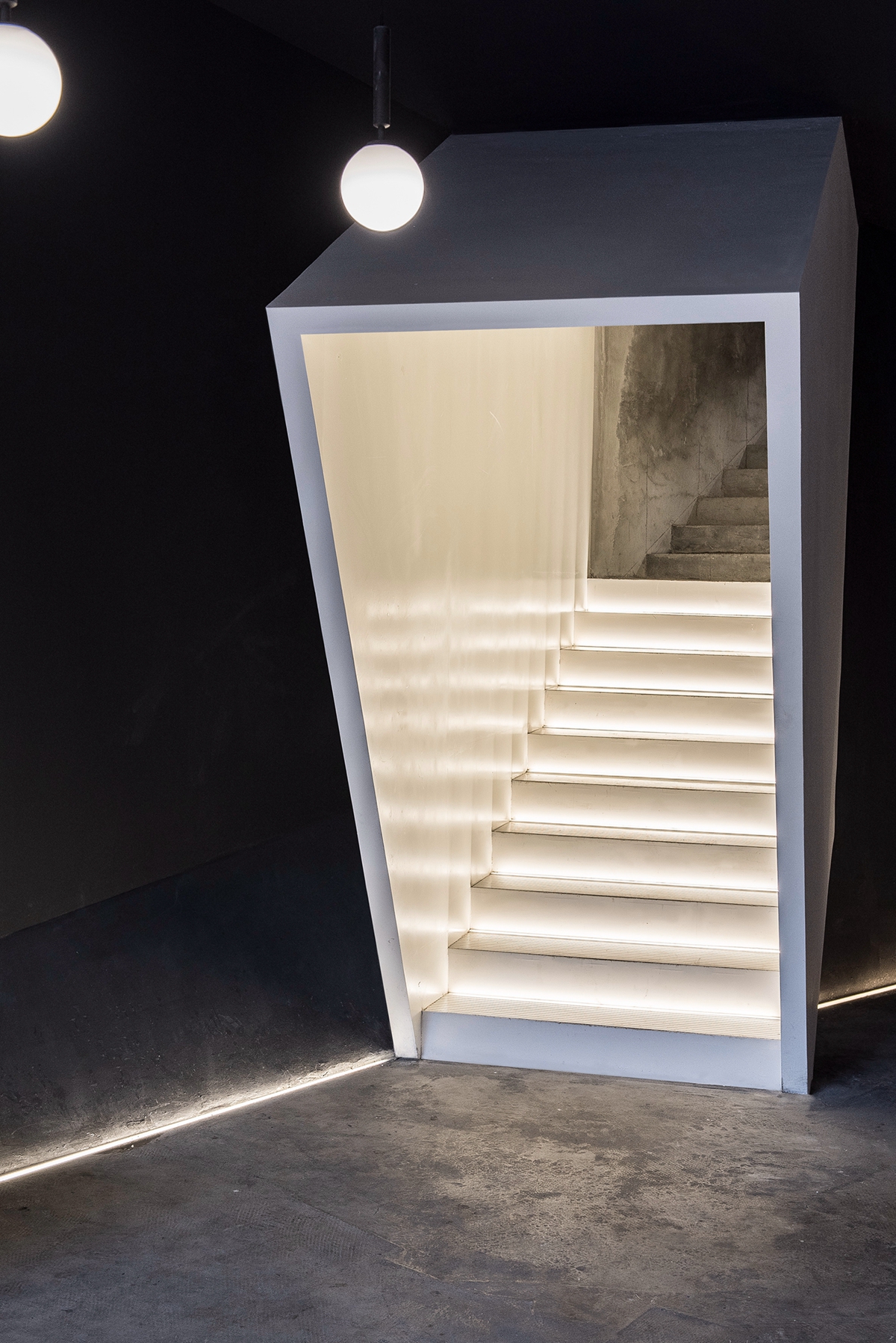 城市夹缝中的变奏彡口空间-38