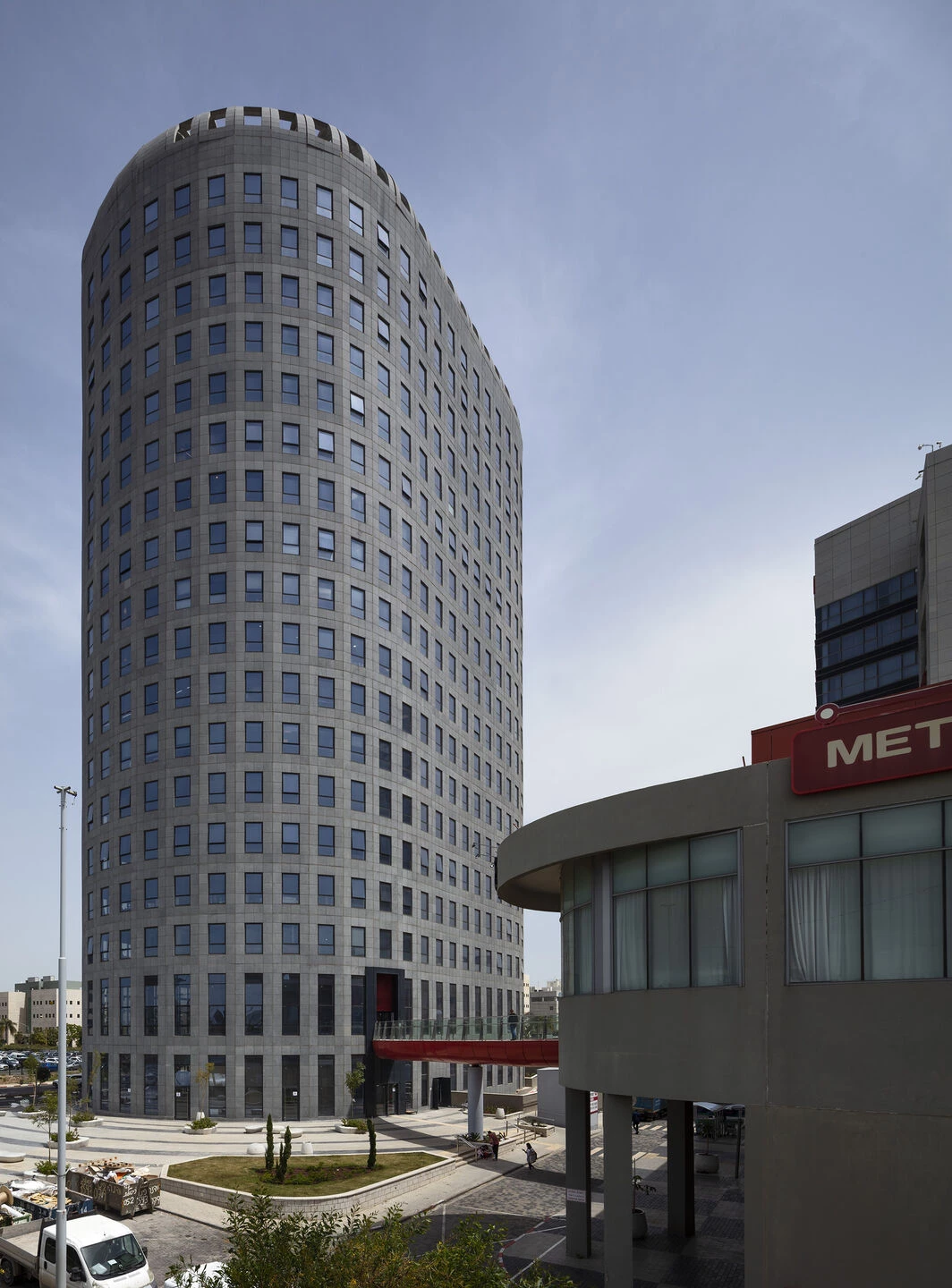 地铁商城大厦-11