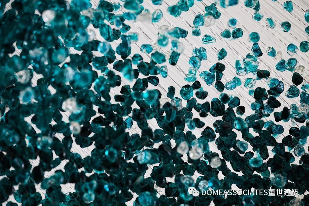 锦绣樾江府 | 河流元素贯穿的现代售楼空间-35