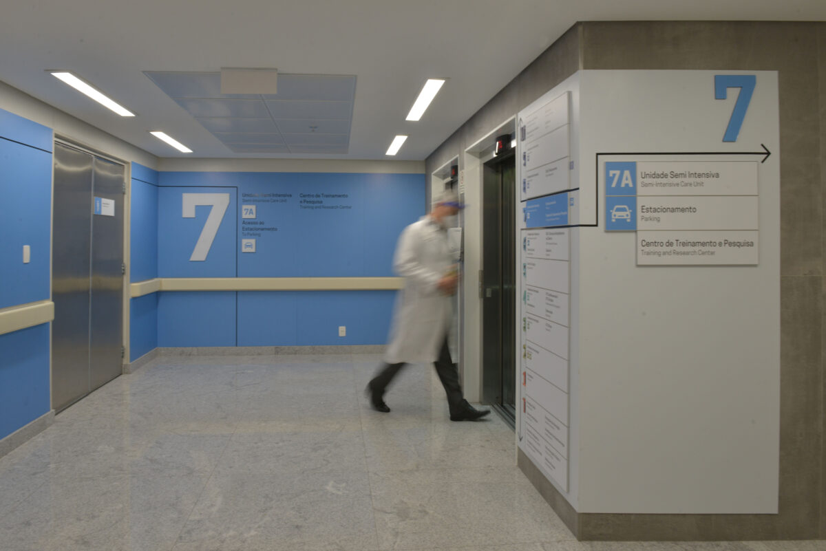 Hospital Cardio Pulmonar - /STUDIOMDA - Wayfinding Design-8