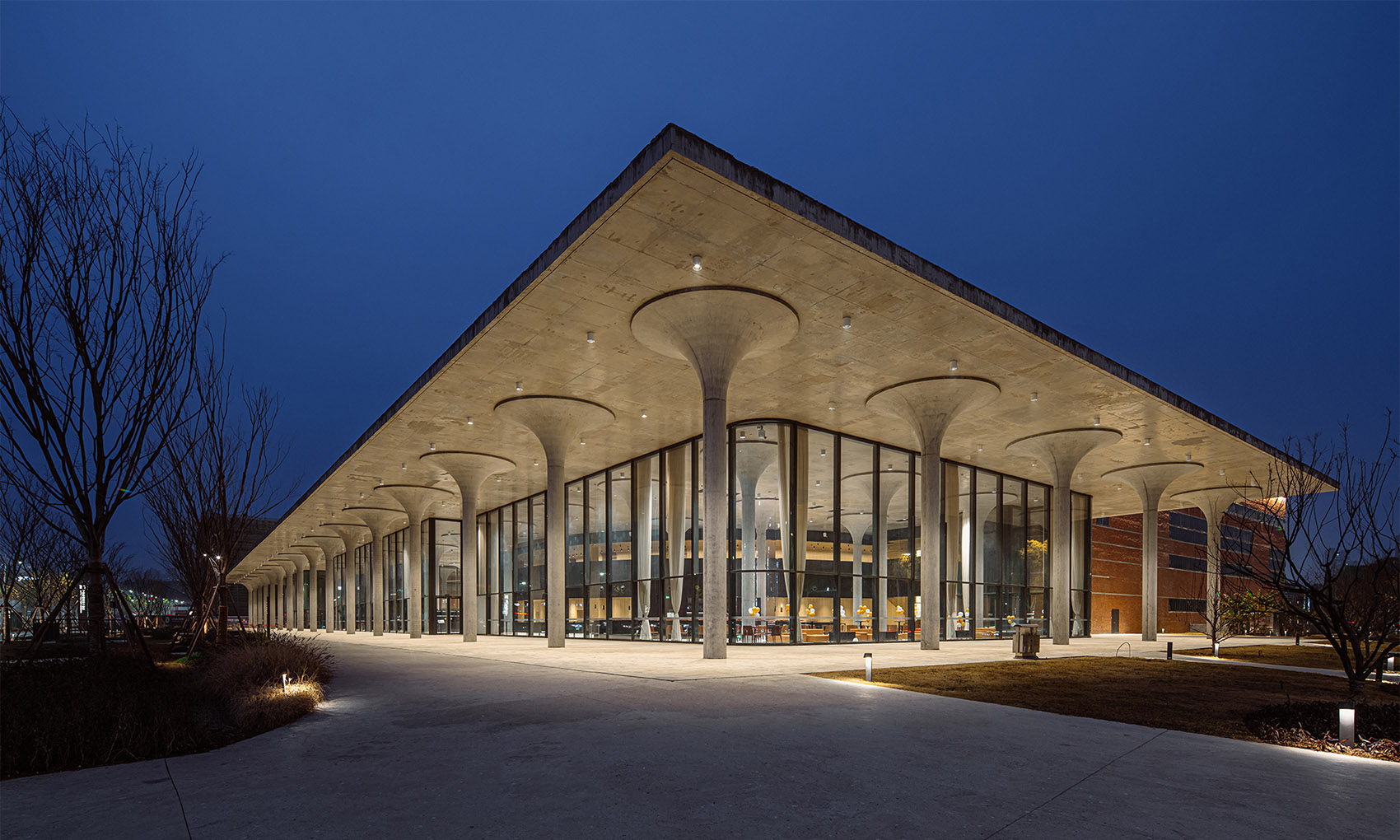 景德镇陶溪川大剧院灯光设计丨中国景德镇丨黎欧思照明(上海)有限公司-1