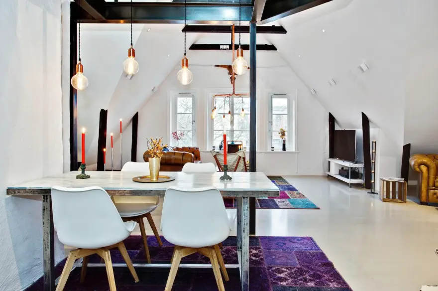 瑞典独特 Loft 设计,玻璃钢 mezzanine 打造惊艳阅读空间-4