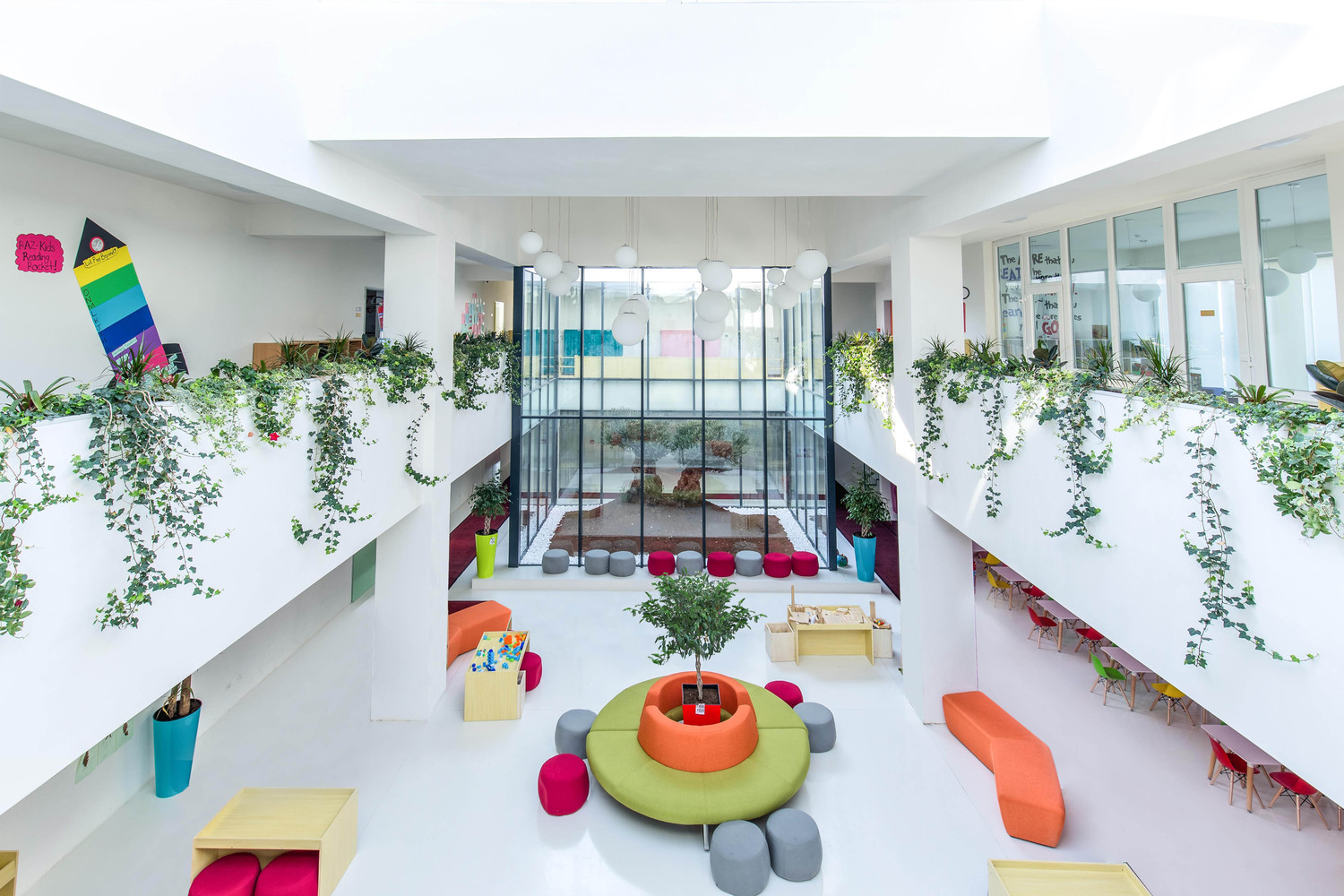 美式校园，Kosovo 的设计亮点-4