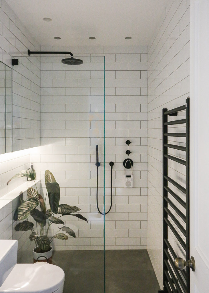 伦敦设计师夫妻档的现代住宅 | 温馨与创意的完美结合-8