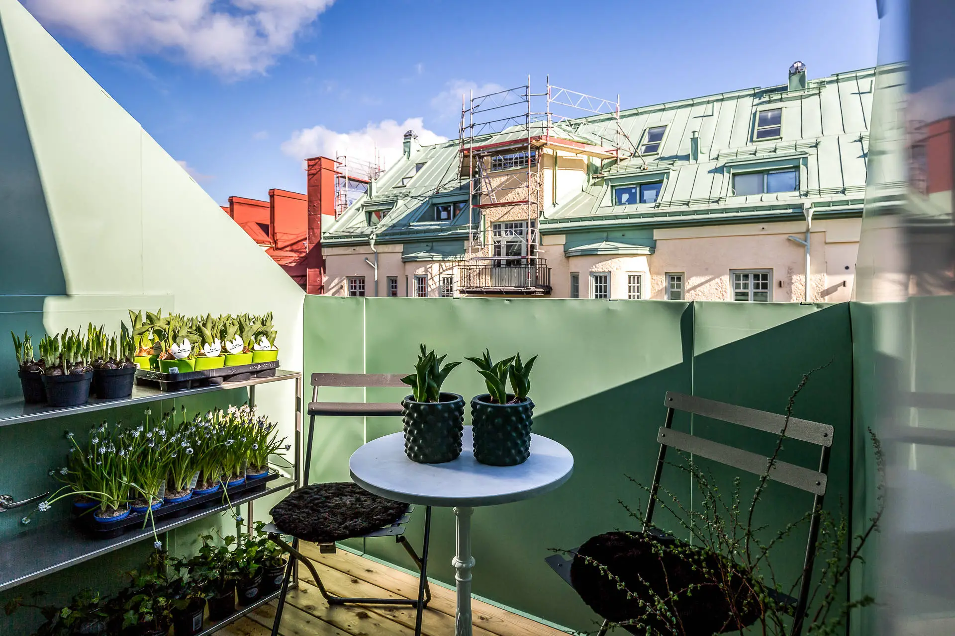 同一大厦内的三套风格统一又各具特色的公寓设计-13