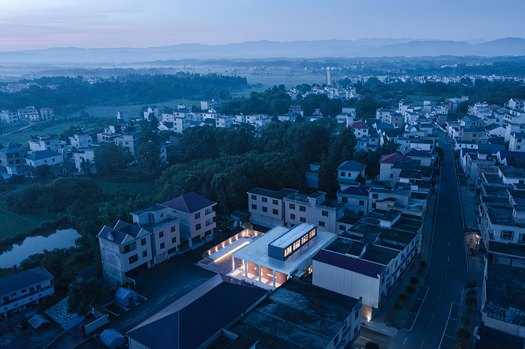 乡村书局丨中国宜宾丨锋茂建筑-40