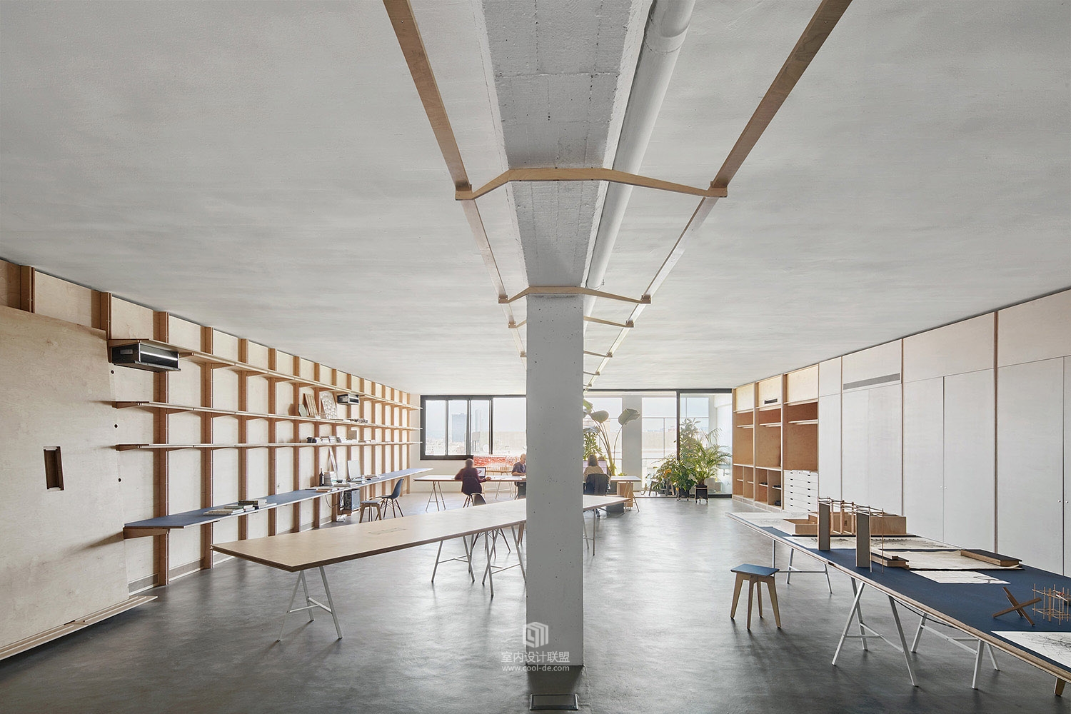 巴塞罗那创意街区联合办公空间-3