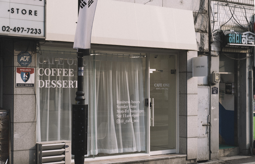 12 平米极简咖啡馆，小空间大设计-11