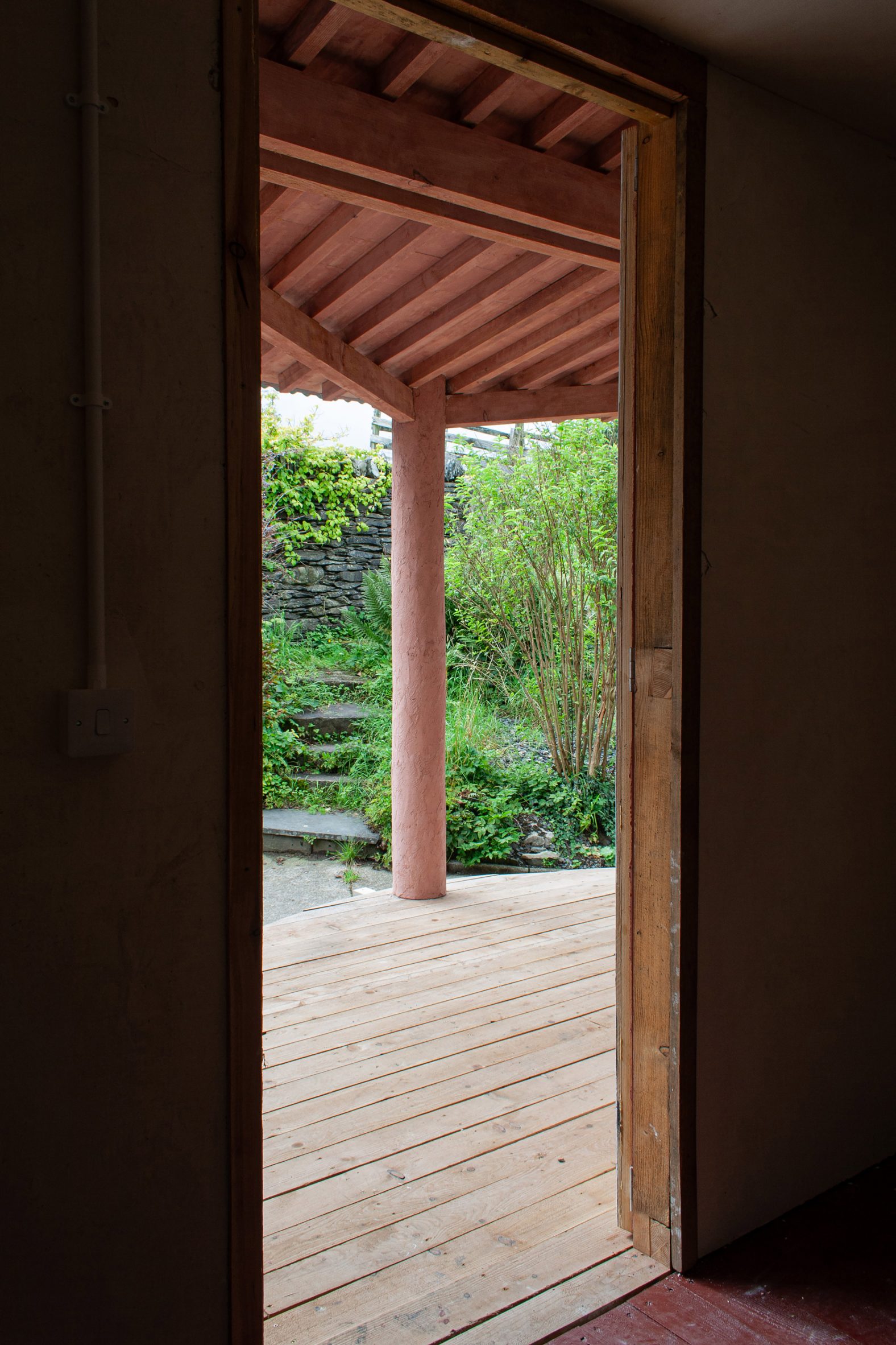 Hayatsu Architects references Japanese architecture for cold food store in Cumbria-33