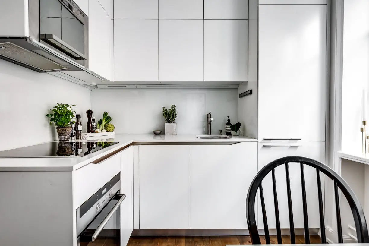 灵动玻璃隔墙 | 赋予 Scandinave 空间工业魅力-11