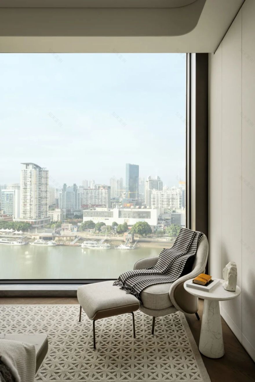 栋三尺设计|依山望江,空间中的精神秩序——现代奢居的仪式与尺度-68