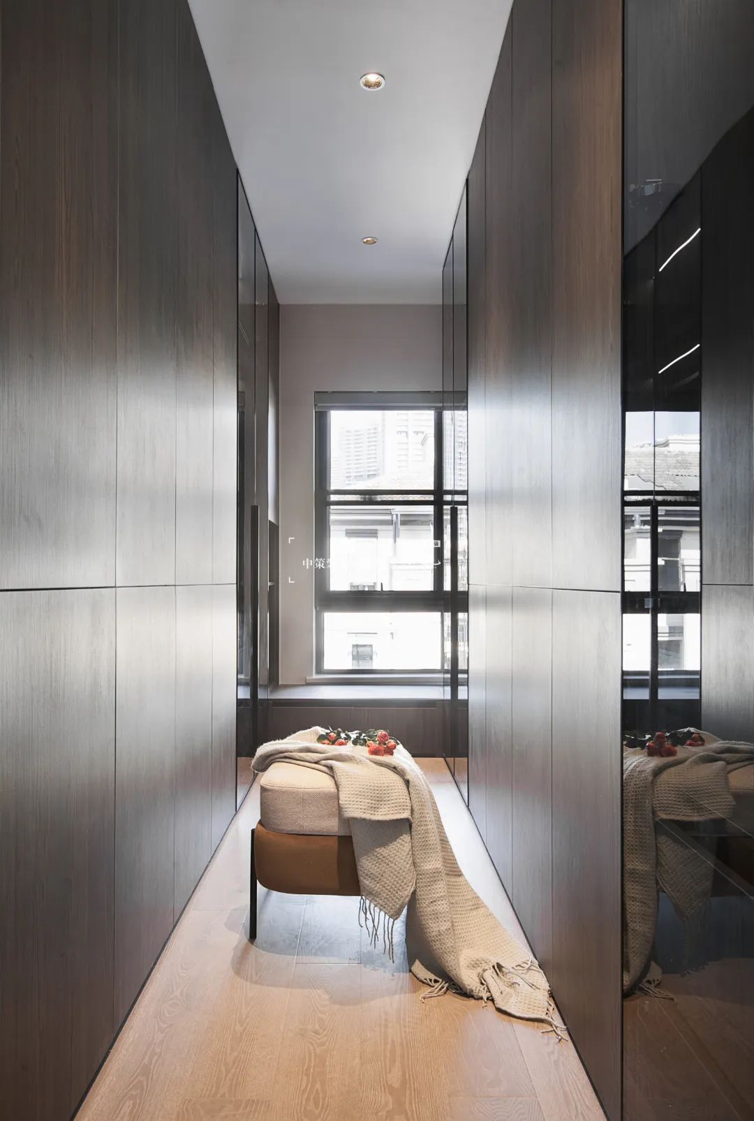 字形意,雍景湾 480㎡现代轻奢别墅装修之美丨中策-23