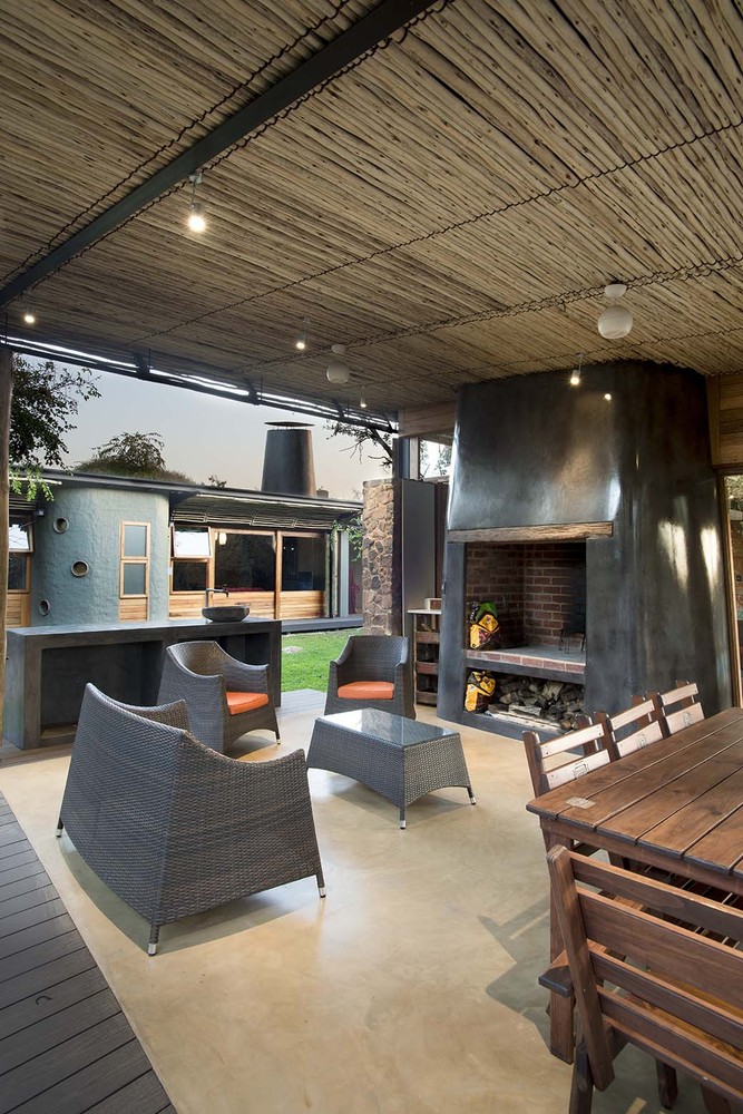 Home Designed by Earthworld Architects in Pretoria, South Africa-29