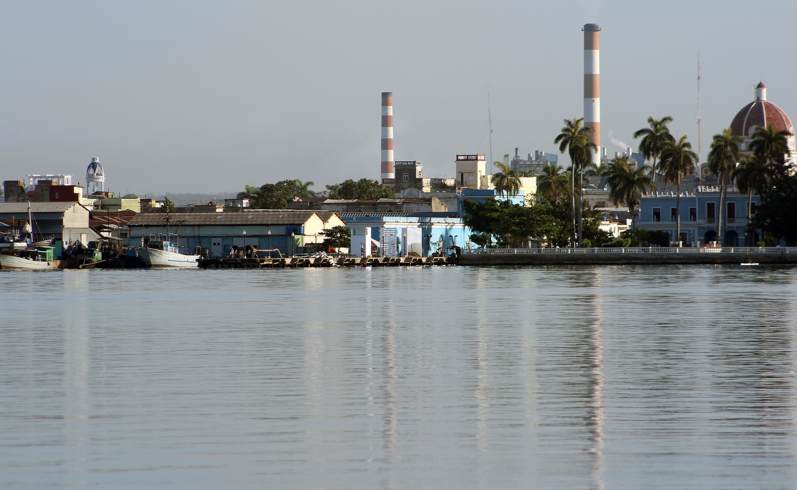 海洋之城的白色三棱镜-29