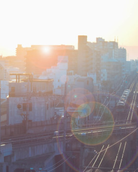 街が動き出す頃